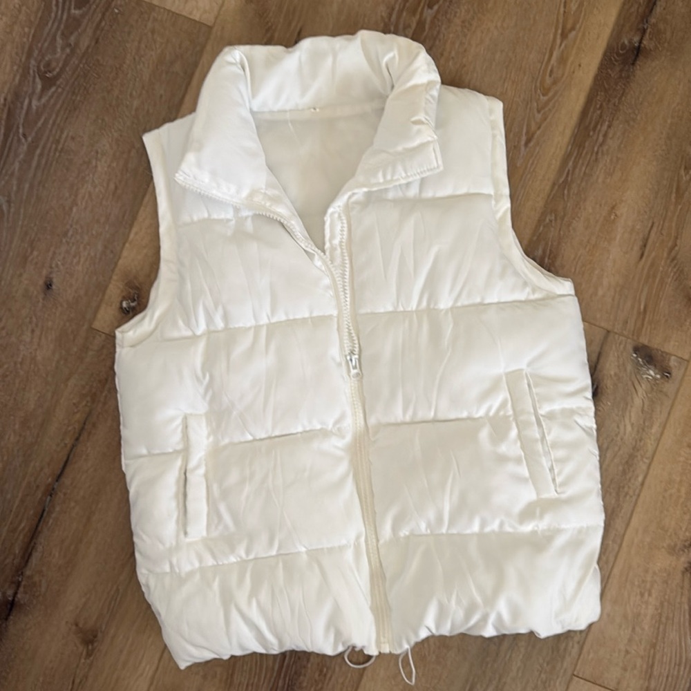 Amazon Women's Ivory Quilted Vest